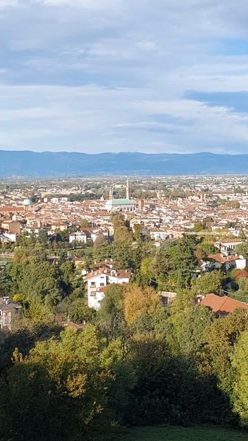 Италия Жасмин Vicenza Monte Berico Italia смотреть онлайн