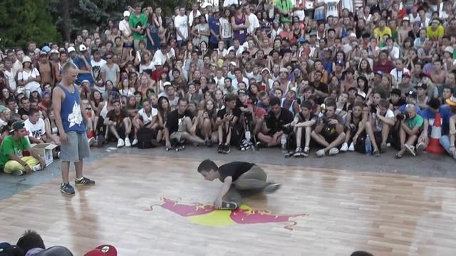 Yalta summer jam 2012 Сила и мощь\Черито vs Зипрок