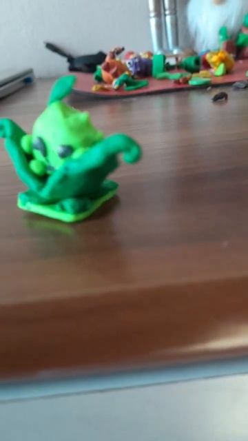 успокоительноя мята из пластилина #pvz2 #plastilin #shorts смотреть онлайн