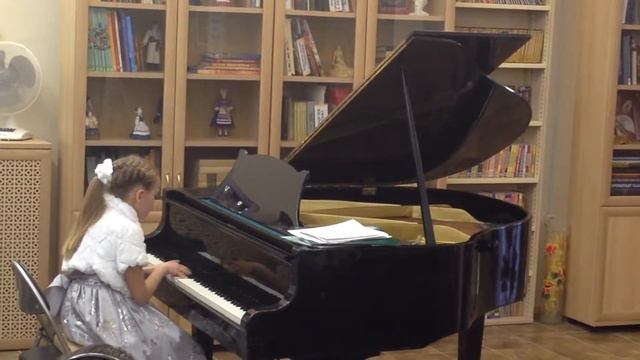 Майкапар. Прелюдия и фугета. Буряковская Алиса 10 лет смотреть онлайн