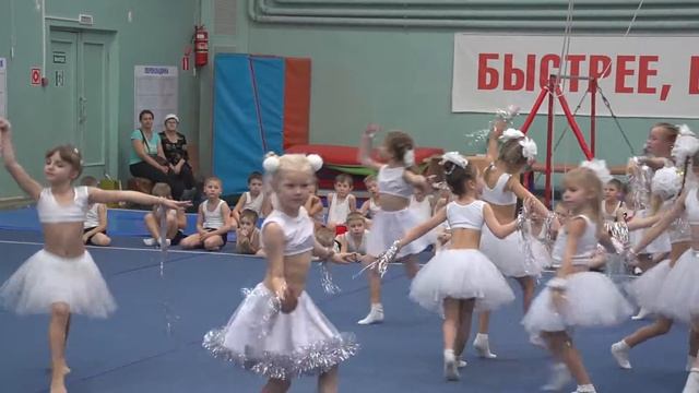 3. ДЮСШ - 1 Снежинки 27.12.15 смотреть онлайн