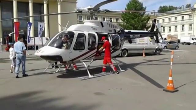 Выставка у КДЦ Ижорский 15 июня 2016 года КОЛПИНО смотреть онлайн