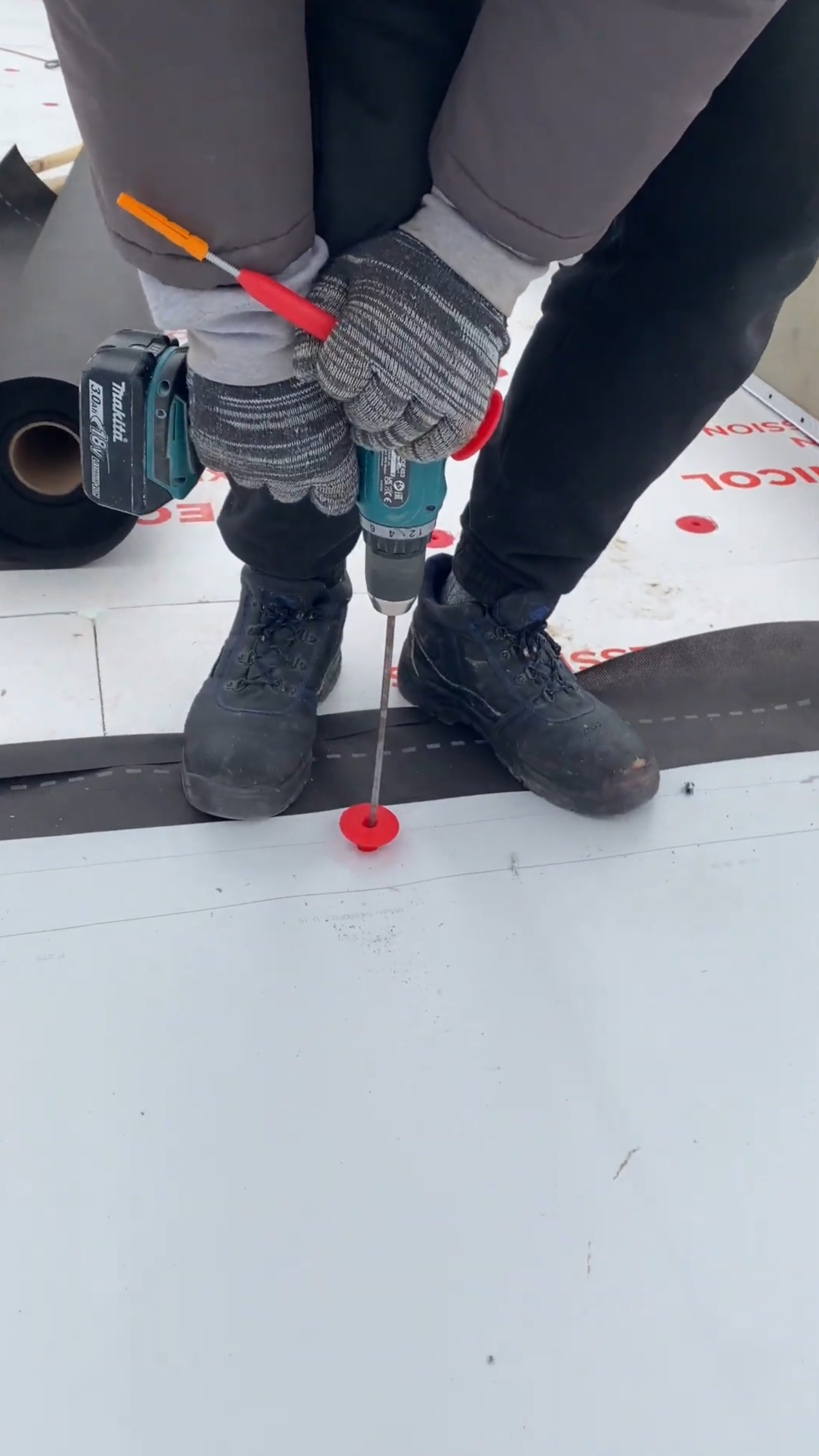 Плоская кровля из ПВХ-мембраны смотреть онлайн