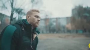 песня пять минут назад