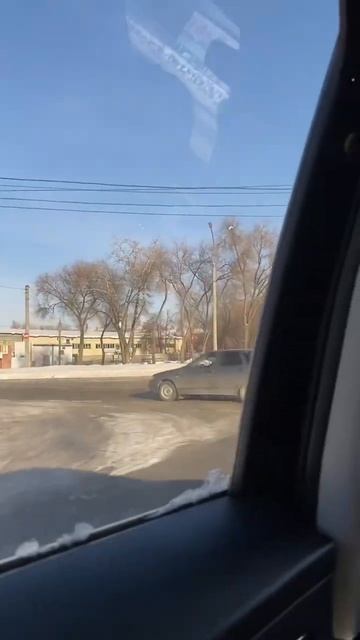 Едим в деревню #shorts смотреть онлайн