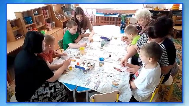 Скворец на ветке смотреть онлайн