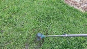 Аккумуляторный триммер - самодельная насадка для лески. Теперь покупаю только леску!!!