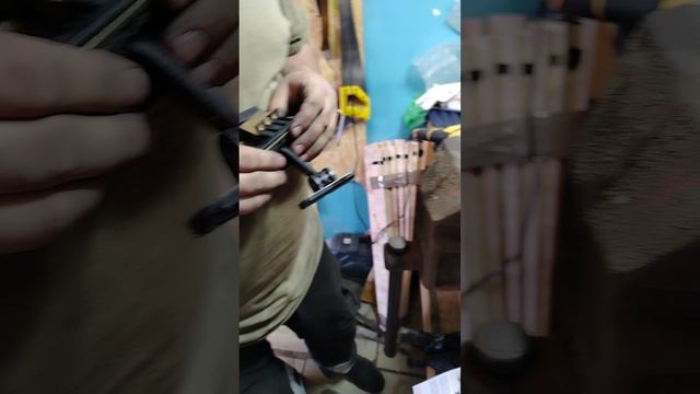 Ремонт ограничителя дверей Mersedes W203