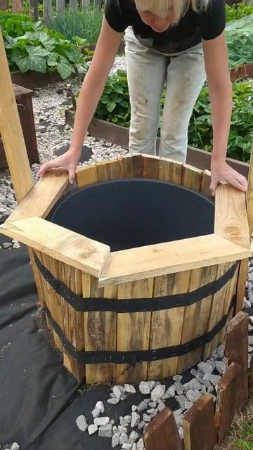 КОЛОДЕЦ на ДАЧЕ из отходов #diy #garden #декор #идеи #природа смотреть онлайн