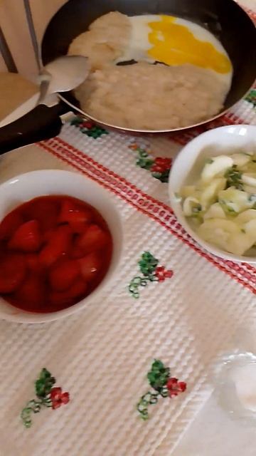 Теперь ем меньше! 🍶🍓 #жизньнапенсии #здоровыйобразж? смотреть онлайн