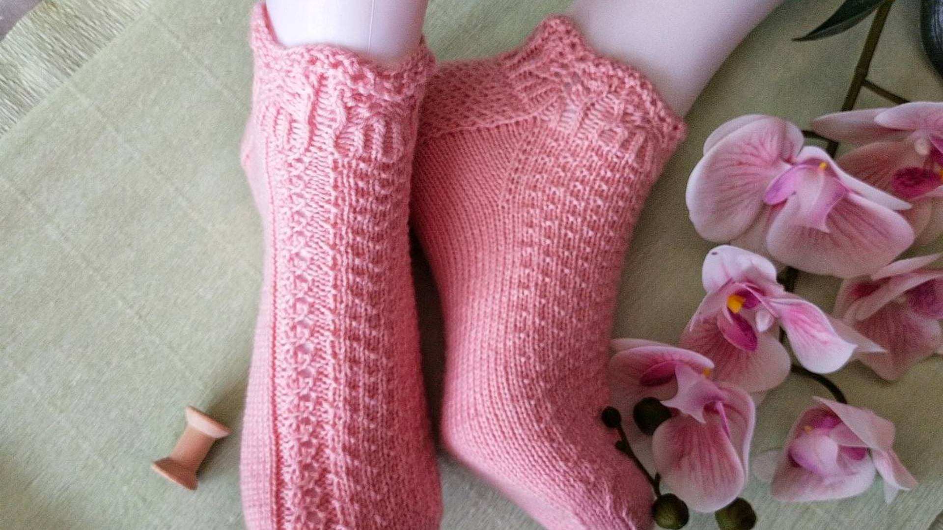 Короткие носочки с ажурной манжетой / подробный мк всего носочка / схема узора. смотреть онлайн