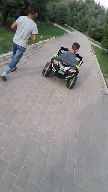 Сезим Алдияр Батут(4)