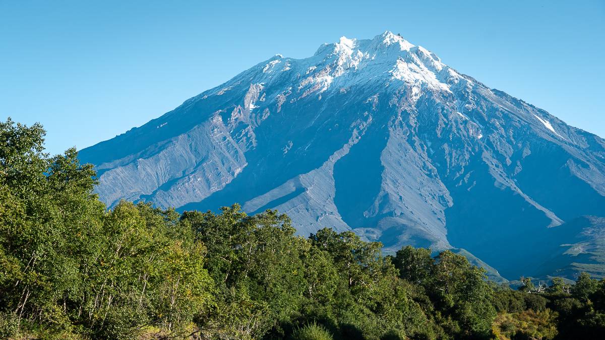 Дайки Корякского вулкана, Камчатка. смотреть онлайн