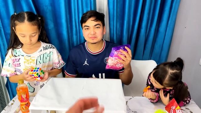 КАРОБКАДАҒЫ ЗАТТЫ ТАП | Жасмин мен Томирис қанша зат таба алады екен🤔? | ЧЕЛЛЕНДЖ смотреть онлайн