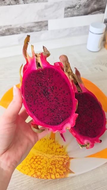 Что такое питахайя и как ее есть? смотреть онлайн