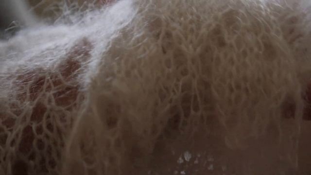 Пуховый ажурный платок. смотреть онлайн