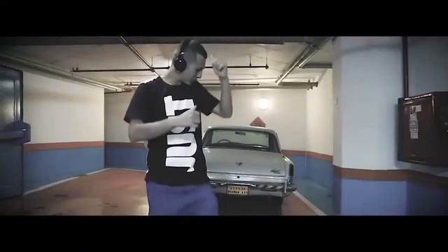 Привет Андрей ,ну как ты там, ты Шлюхаа смотреть онлайн