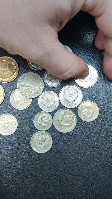 Редкие и дорогие советы из "черного квадрата", попробуйте угадать сумму) смотреть онлайн