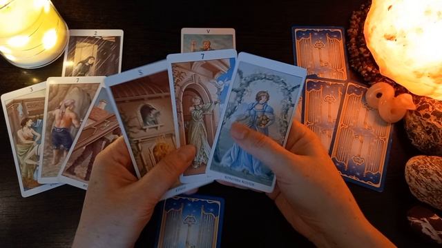 ЧТО ДУМАЕТ О ВАС И КАК ОТНОСИТСЯ ЗАГАДАНЫЙ ЧЕЛОВЕК. ТАРО РАСКЛАД. смотреть онлайн