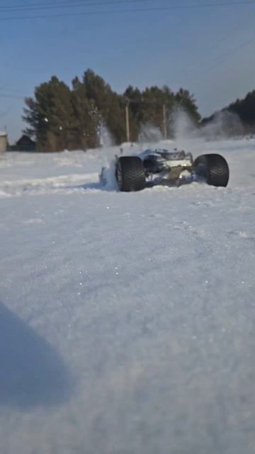 Какой монстр лучше?🤔#rccar #rc #машинки смотреть онлайн