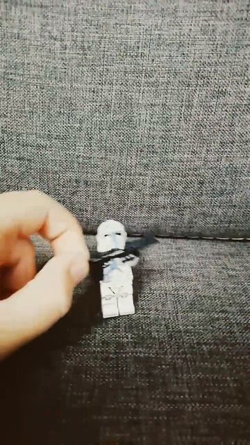 у меня уже есть мультики но на другом телефоне тут я то смотреть онлайн