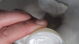 Аэросил, загуститель эпоксидной смолы.