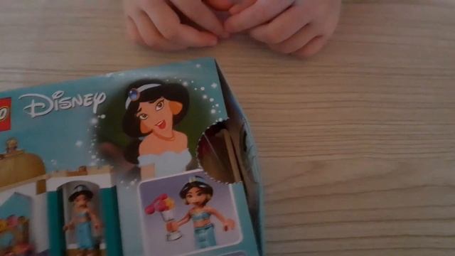 Видео обзор Конструктора LEGO Disney Princess Башенка Жасмин 49 деталей от ROZETKA смотреть онлайн