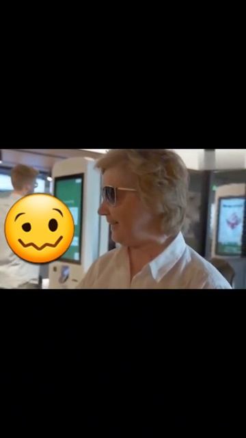 жить нормально вы не хотите, а бургер американский вам смотреть онлайн