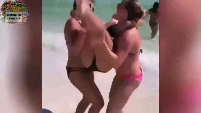 Лучшие приколы с сексуальными девушками / май 2019 / Корпорация смеха #10 смотреть онлайн