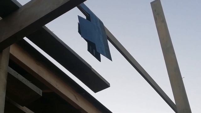 За один день положить гибкую черепицу не удалось смотреть онлайн