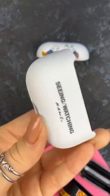 Ультратонкий Чехол для Airpods Pro противоударный матовый смотреть онлайн
