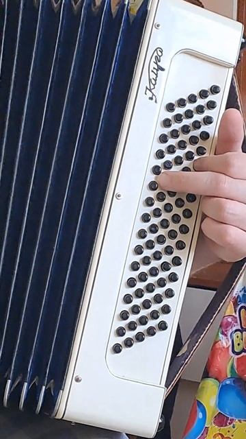 Разбор У беды глаза Зеленые баян аккордеон смотреть онлайн