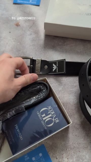 Подарочный мужской набор GIORGIO ARMANI Парфюм + ремень смотреть онлайн