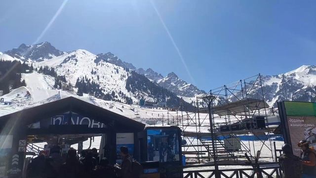 Новая Gorilla Kiwi Cactus и живая гитара #gorillaenergy #живаягитара #? смотреть онлайн