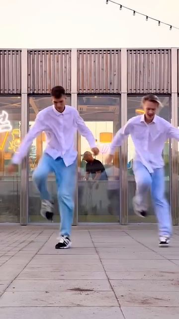 ЛАНДЫШИ😻❤️ШАФФЛ ТАНЕЦ❤️🔥ОТ ДУШИ🥰DANCING SHUFFLE KAZAN TR смотреть онлайн