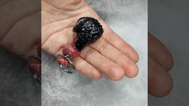 Веном брелок Venom Marvel Comics Марвел Комикс смотреть онлайн