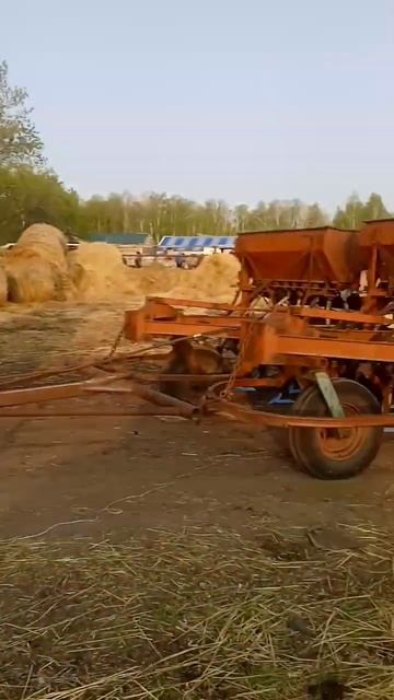 начало посевной МТЗ-82! сеем пшеницу! смотреть онлайн