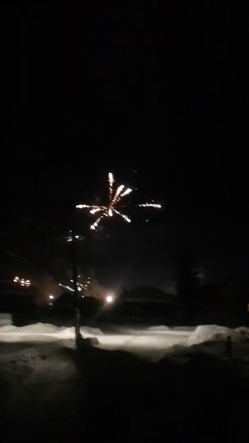 Салют новый год 2022 смотреть онлайн