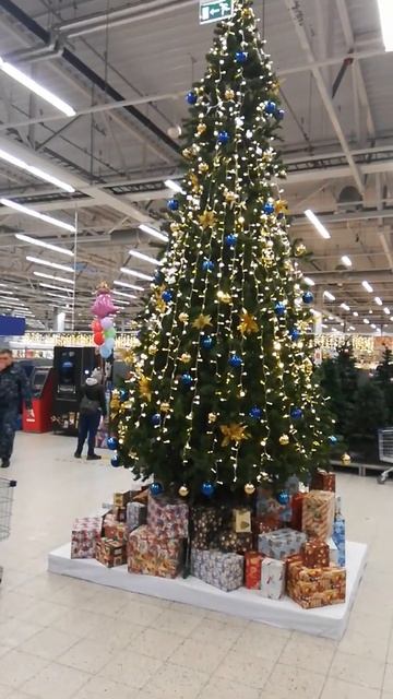 Лента, Санкт-Петербург. смотреть онлайн