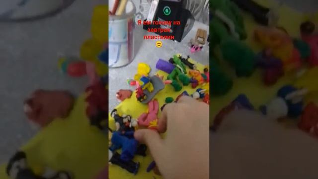 прикольные фигурки пластилин песня Я ем головы на зав? смотреть онлайн
