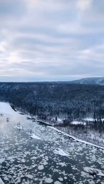 КАМЕНЬ ВЕТЛАН И РЕКА ВИШЕРА В ПЕРМСКОМ КРАЕ смотреть онлайн