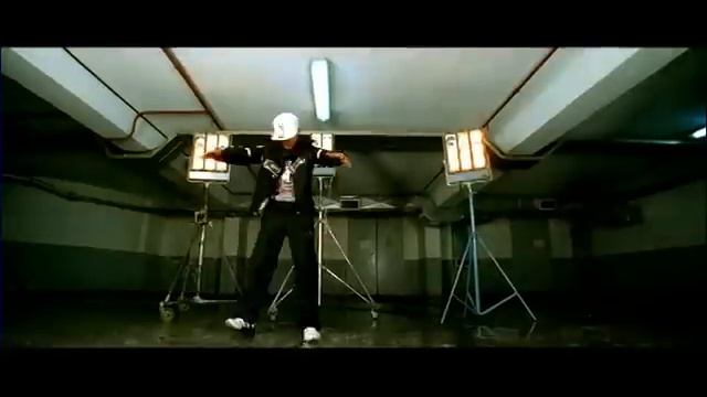 ШОУ ТОЛСТУШЕК "ПЫШКИ" В КЛИПЕ КАЗАХСТАНСКОЙ ГРУППЫ смотреть онлайн