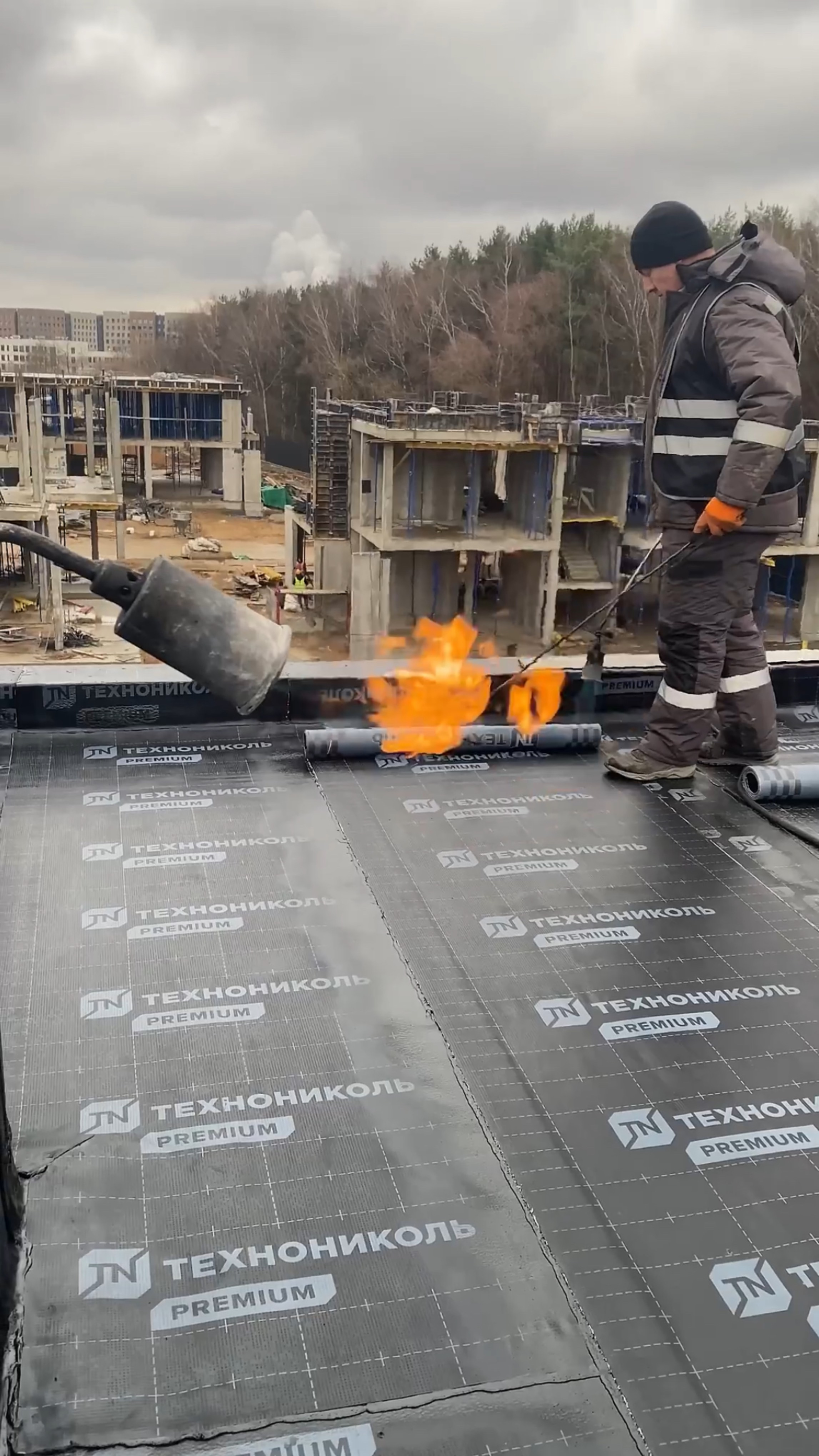 Монтаж плоской кровли смотреть онлайн