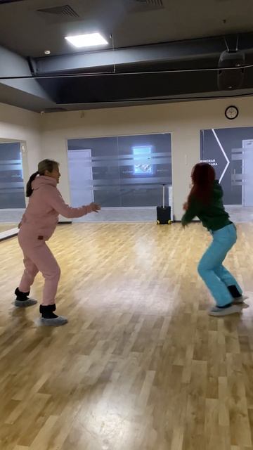 Девочки-танцовщицы! Видео под названием I believe i can fly! смотреть онлайн