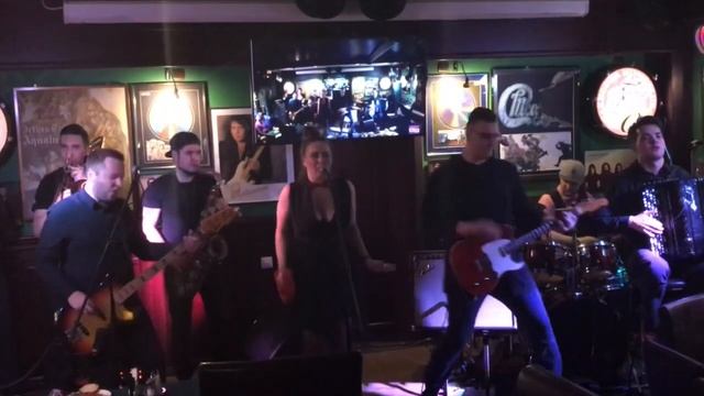 Кавер-группа "CARAMBA BAND", Cat & Clover (Владивосток, Находка) смотреть онлайн