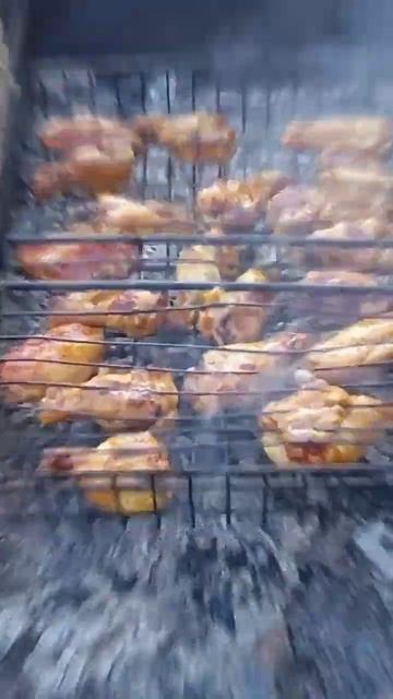 Куриные крылышки с зеленью