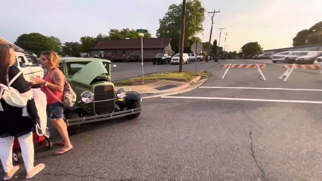 Выставка автомобилей в Стенли, Северная Каролина смотреть онлайн