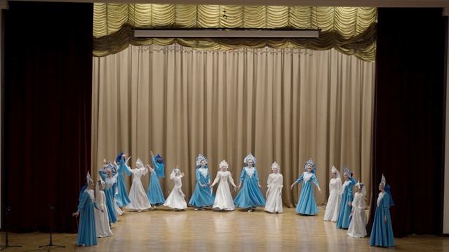 Хоровод "Улетай на крыльях ветра" смотреть онлайн