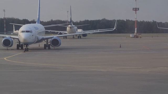 Аэропорт Внуково а/к Победа Boeing 737 | рейс Москва - Калин? смотреть онлайн