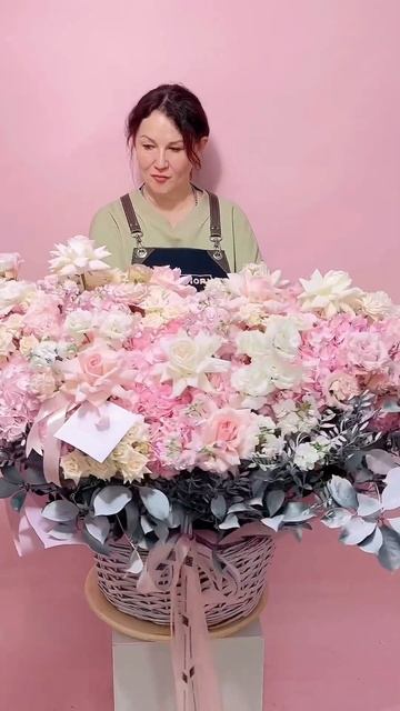 Любите и будьте любимы!💕#букеты #цветы #2024 #14февраля #л смотреть онлайн